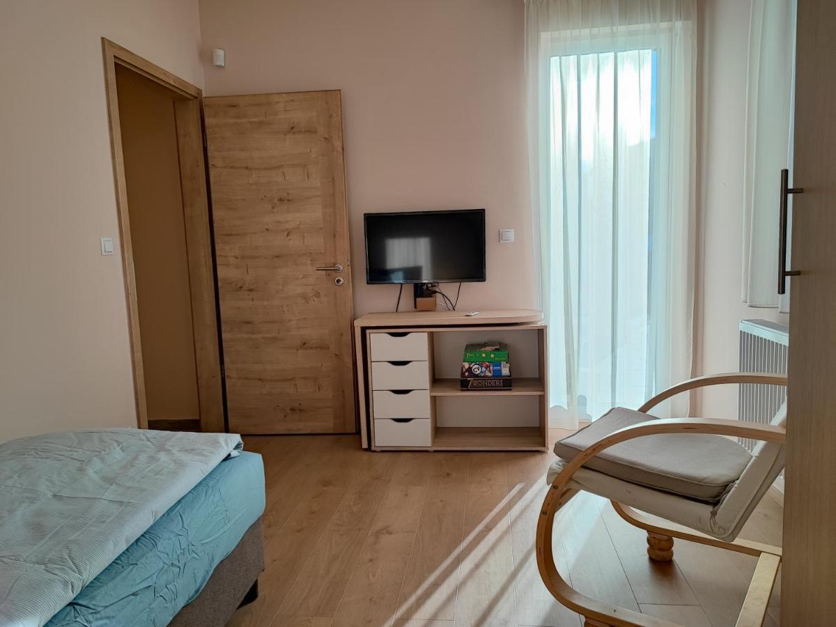Apartament White Column House Diosd Zewnętrze zdjęcie